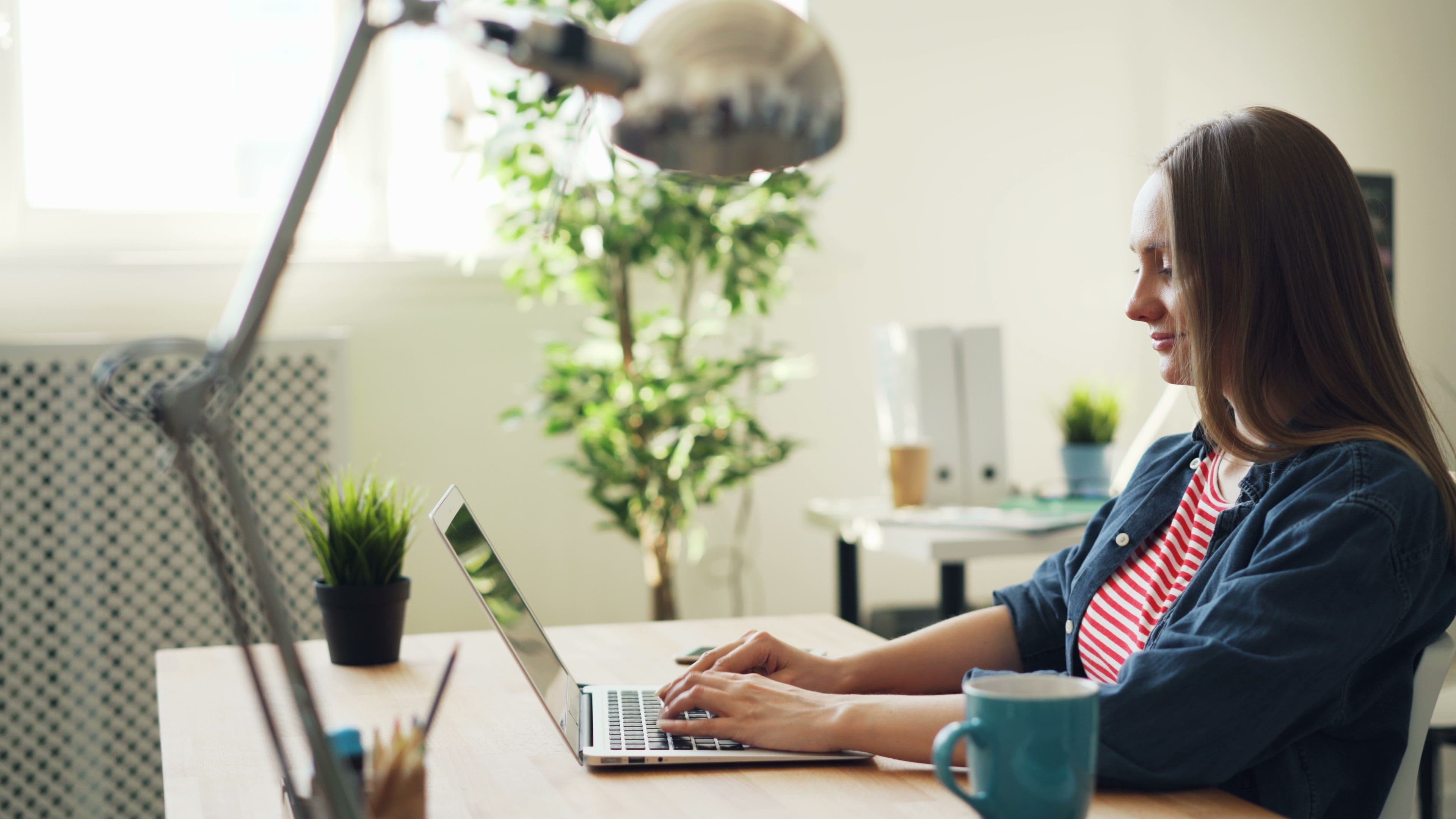Remote personal assistant working